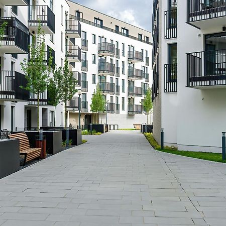 Stylish & Comfy Garbary Apartments With Parking By Noclegi Renters Poznań Zewnętrze zdjęcie
