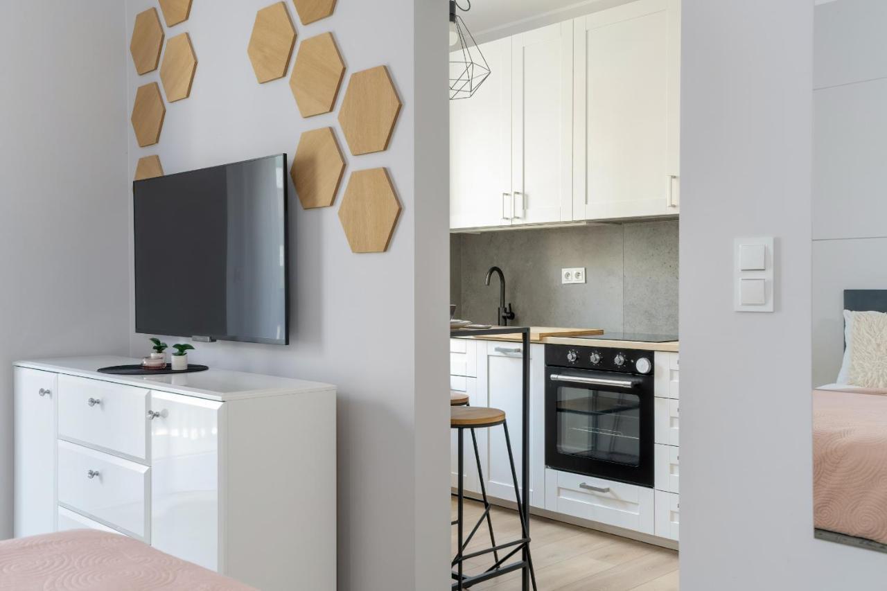 Stylish & Comfy Garbary Apartments With Parking By Noclegi Renters Poznań Zewnętrze zdjęcie