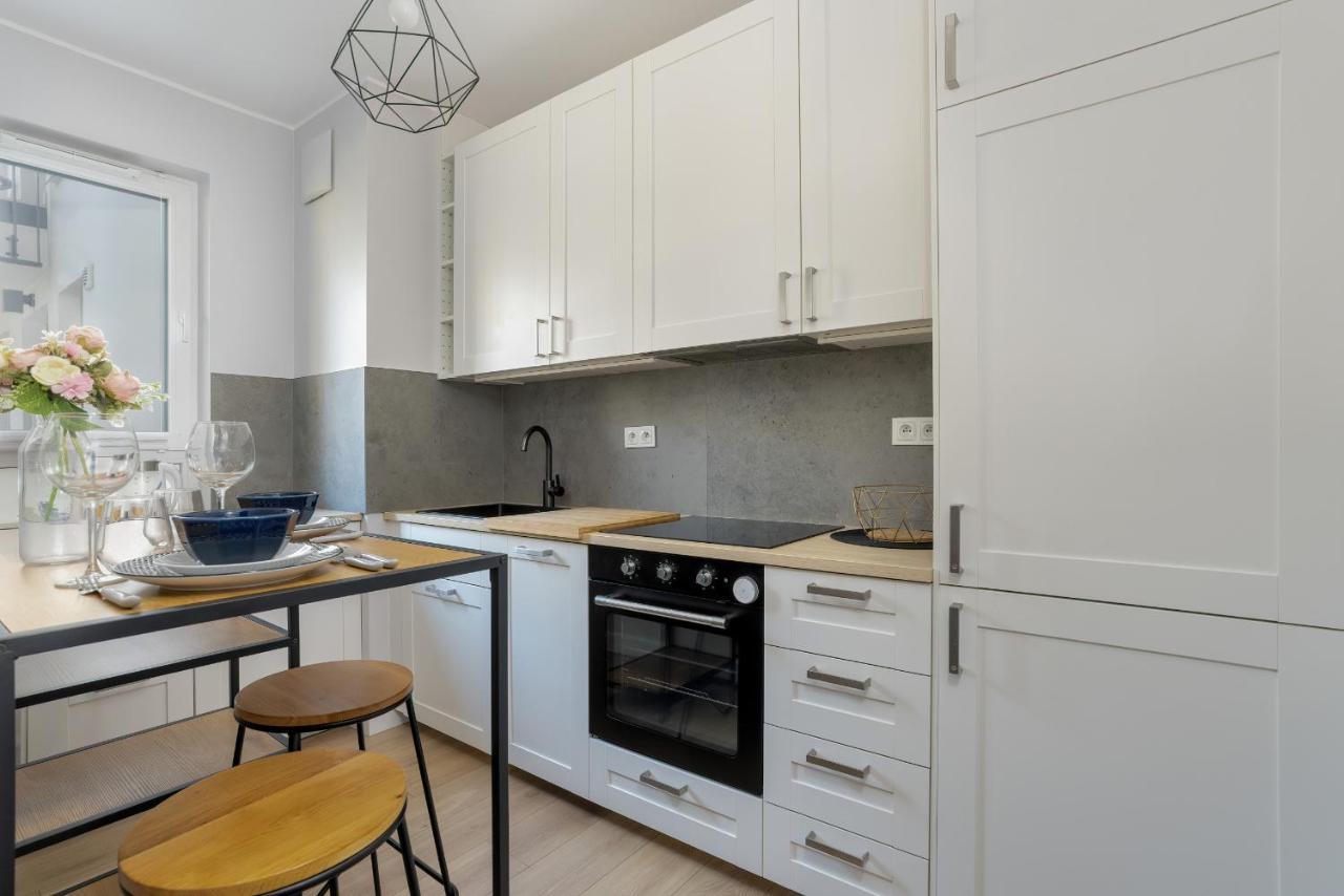 Stylish & Comfy Garbary Apartments With Parking By Noclegi Renters Poznań Zewnętrze zdjęcie