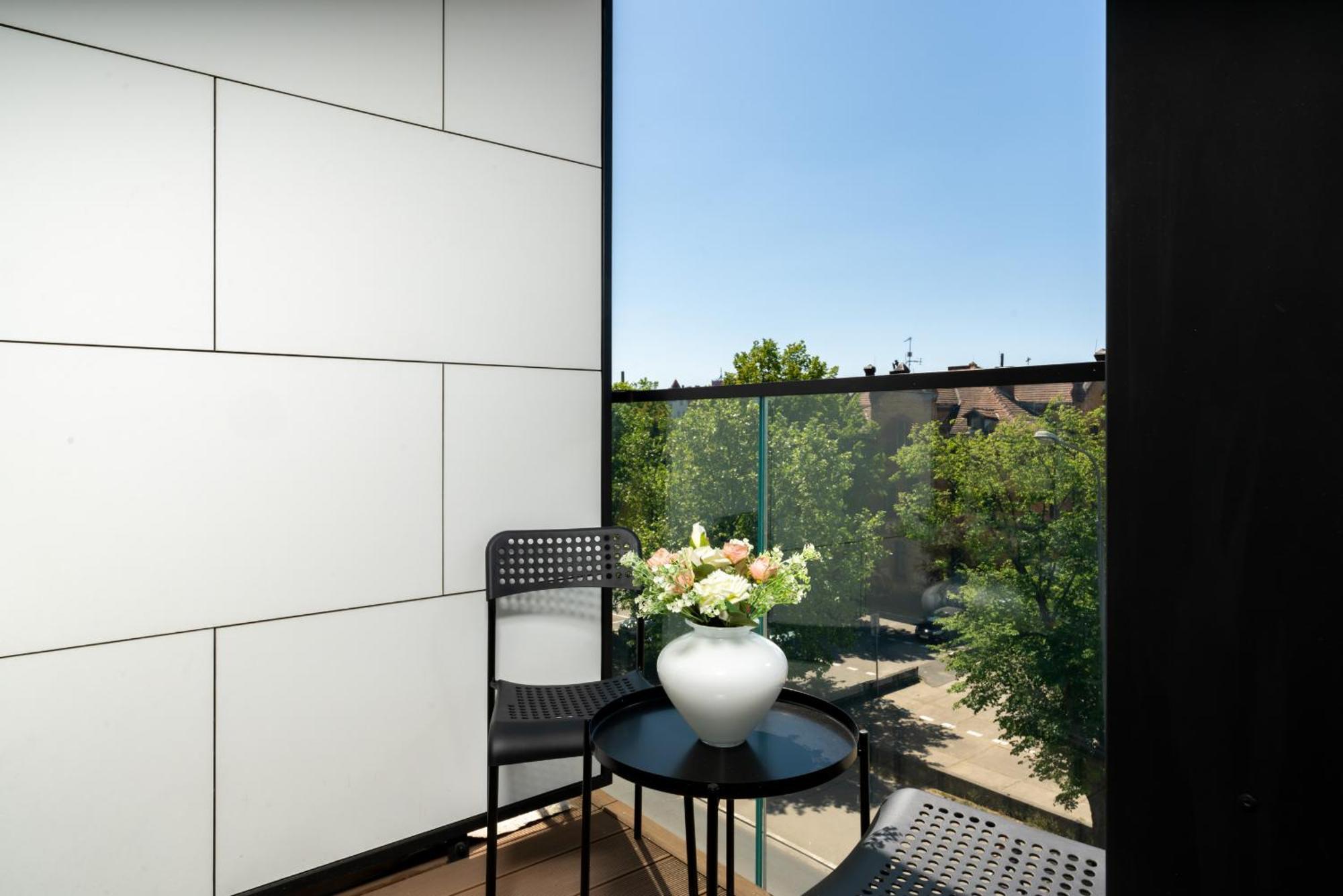 Stylish & Comfy Garbary Apartments With Parking By Noclegi Renters Poznań Zewnętrze zdjęcie